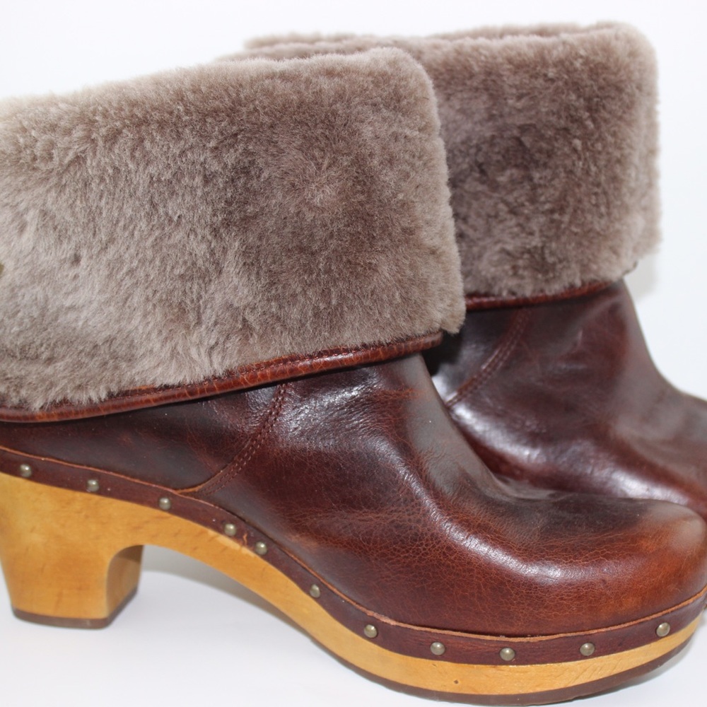 Falls coming!!! UGG Clog Booties